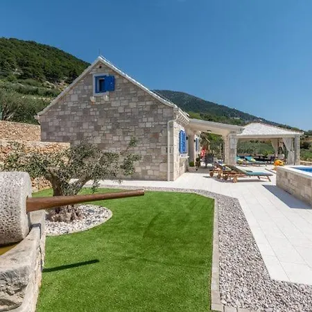 Blue Sky - Three Bedroom With Pool Villa