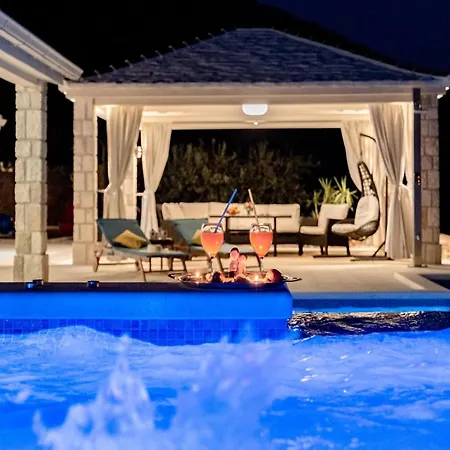 Blue Sky - Three Bedroom With Pool Villa
