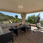 Blue Sky - Three Bedroom With Pool Villa *